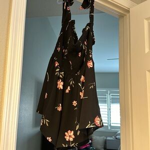 Floral romper with ties